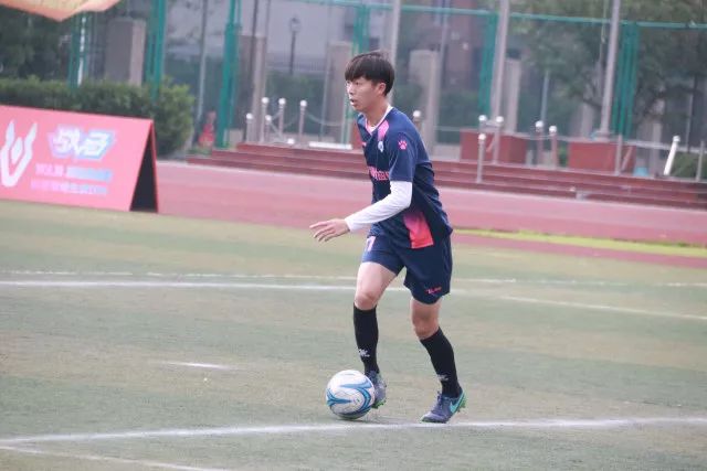 莱利：詹姆斯保持长久巅峰因从未受过大伤 他在很多方面都很忠诚
